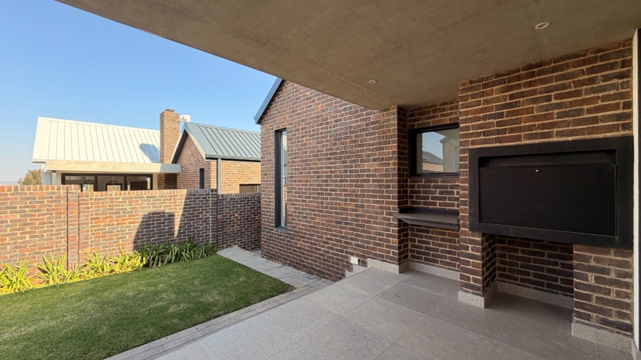 3 Bedroom Property for Sale in Helderzicht Eco Estate North West